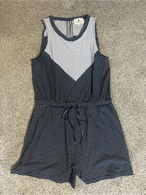Betsy’s Boutique Navy & White Striped Women’s Sleeveless Romper